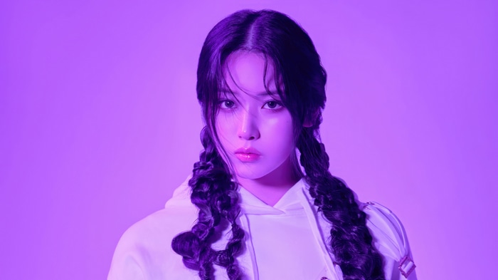 Jiwon from NMIXX in 4K
