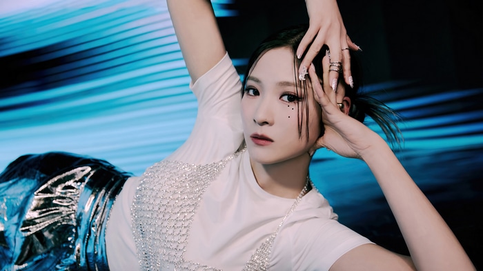 Remi from Cherry Bullet on a runway