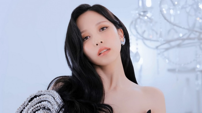 Mina from TWICE in 4K