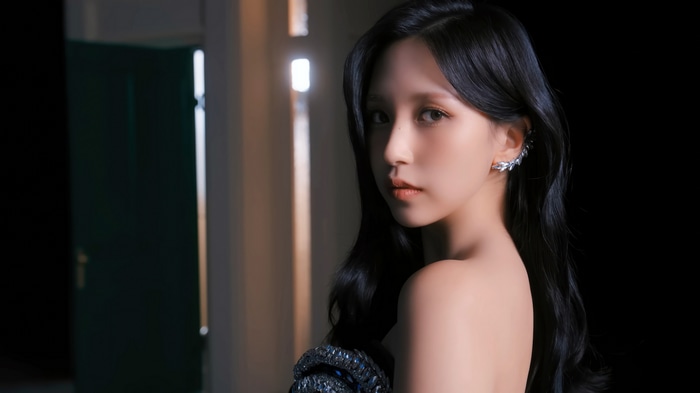 Mina from TWICE in 4K