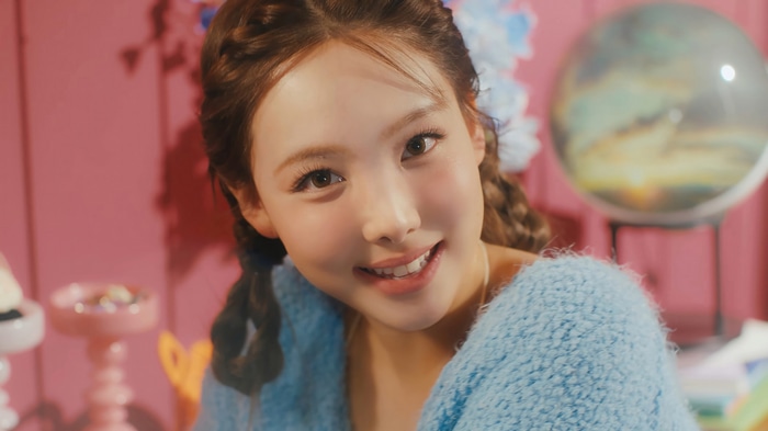 TWICE Nayeon smiling in blue sweater 4K
