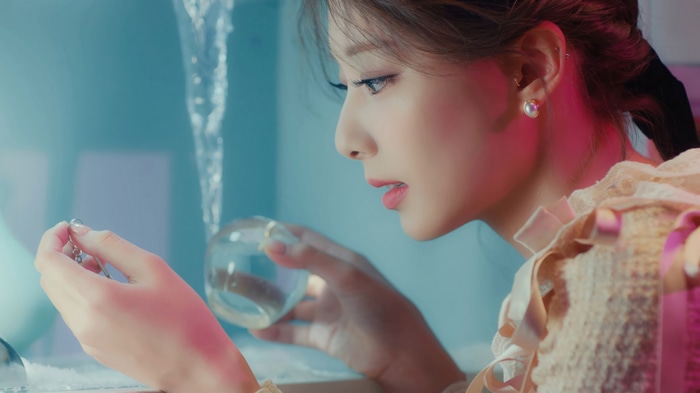 Chou Tzuyu of TWICE in 4K