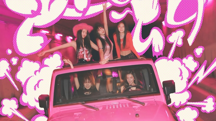Red Velvet in a pink Jeep