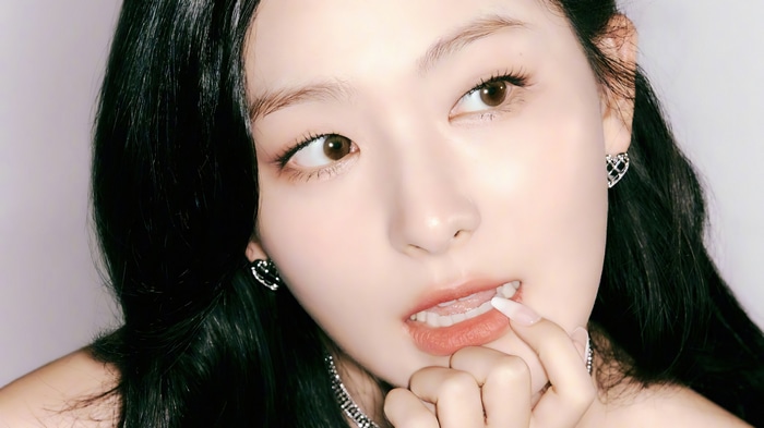 Seulgi from Red Velvet with heart earrings