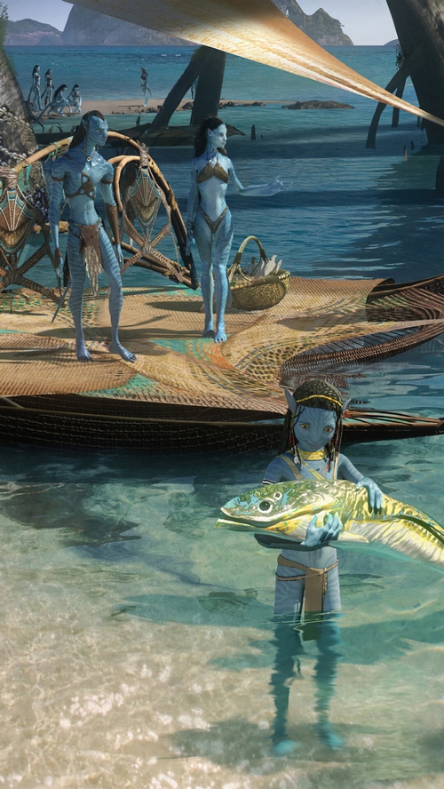Avatar: The Way of Water characters on a beach