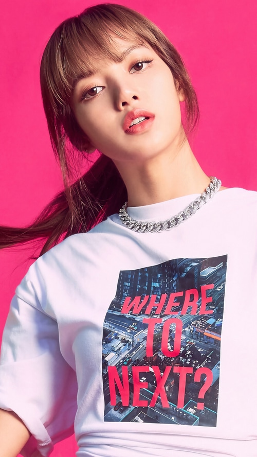 BLACKPINK's Lisa wears a white t-shirt with a necklace