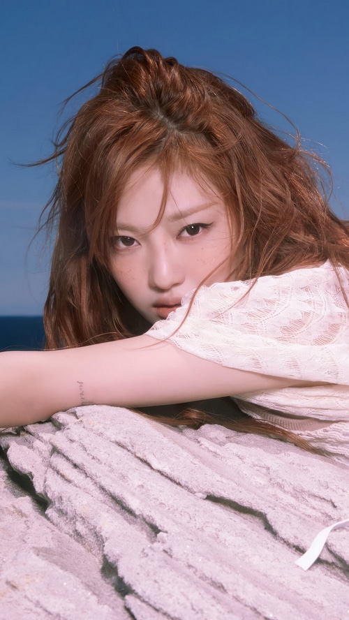 Ningning from Aespa poses by the sea
