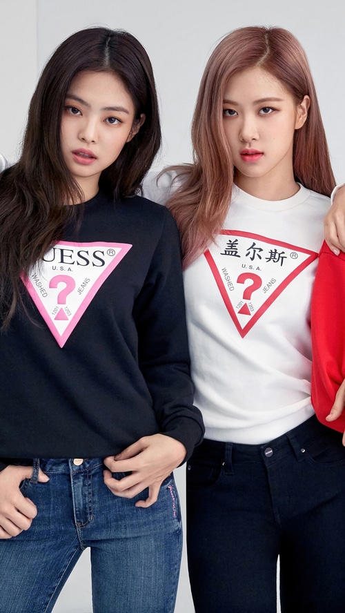 BLACKPINK Jennie and Rosé in Guess Jeans