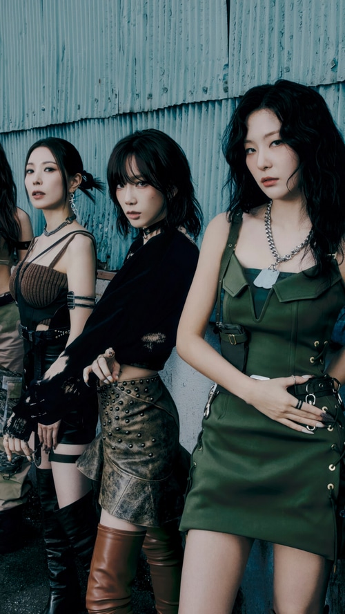 GOT The Beat members in dark, edgy outfits