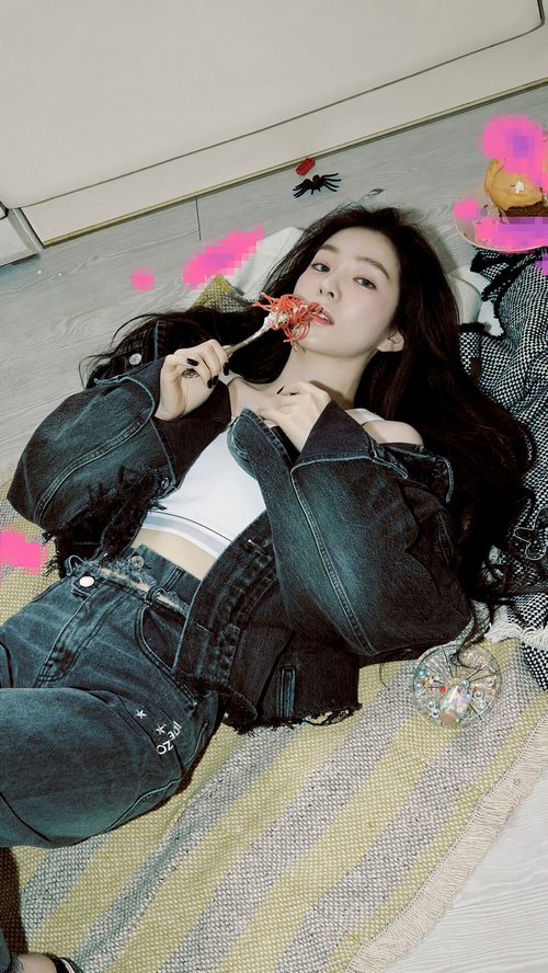 Irene of Red Velvet eating spaghetti