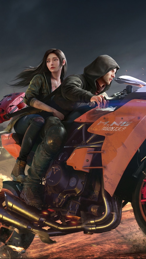 Undawn: Two survivors on a motorcycle