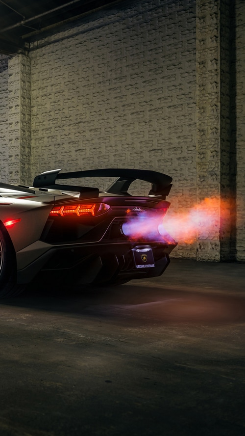 Lamborghini Aventador SVJ exhaust flames