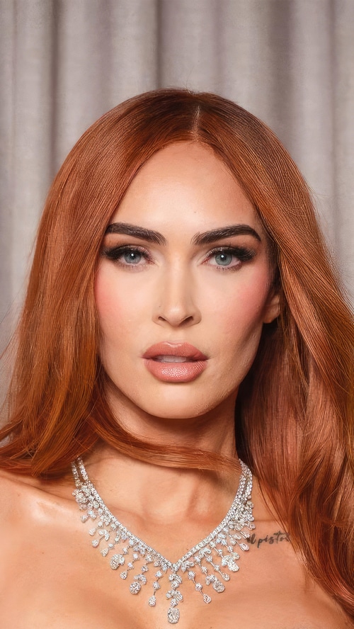 Megan Fox wearing a diamond necklace