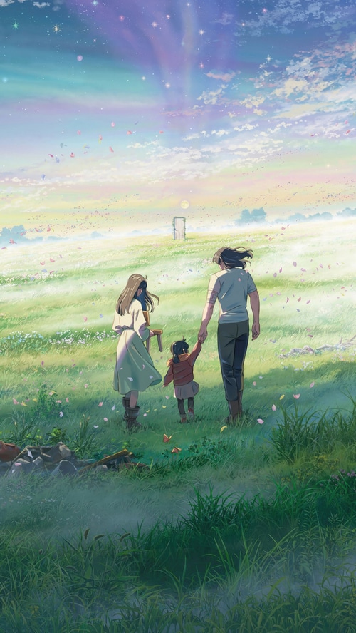 Suzume no Tojimari: A Family Walks Towards a Doorway