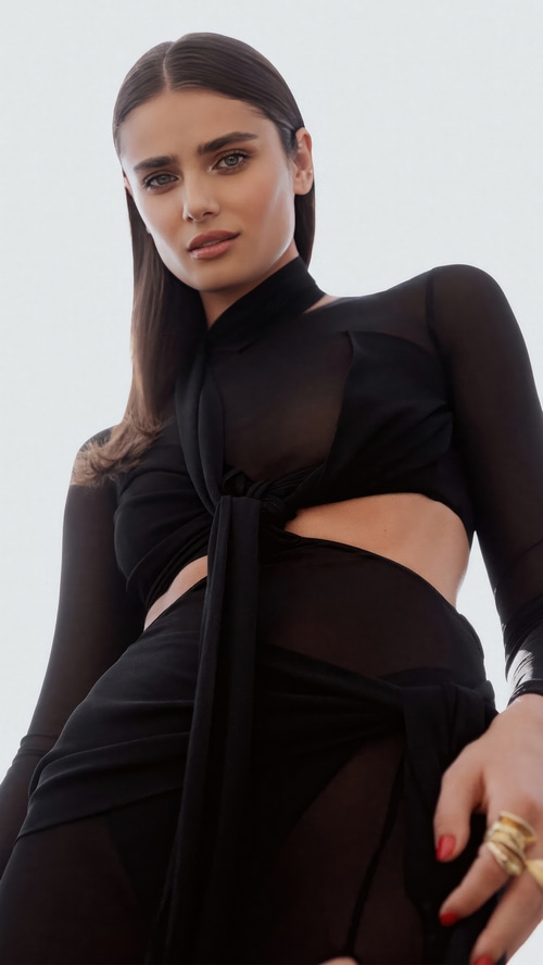 Taylor Hill in a black dress 4K