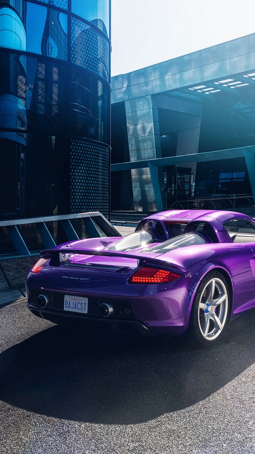 Purple Porsche Carrera GT 4K