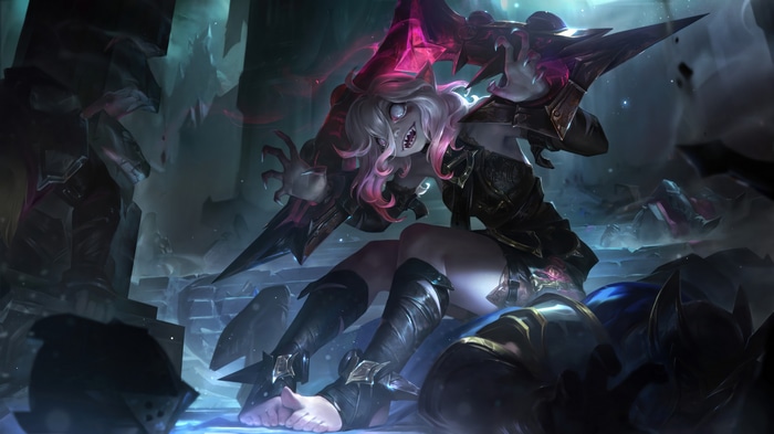 Briar from League of Legends with pointy teeth and claws