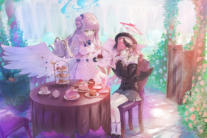Shimoe Koharu and Misono Mika having tea