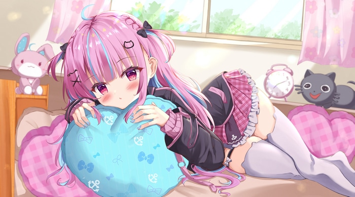 Minato Aqua with plush toy and cat