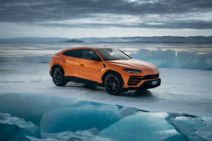 Lamborghini Urus Orange Luxury SUV