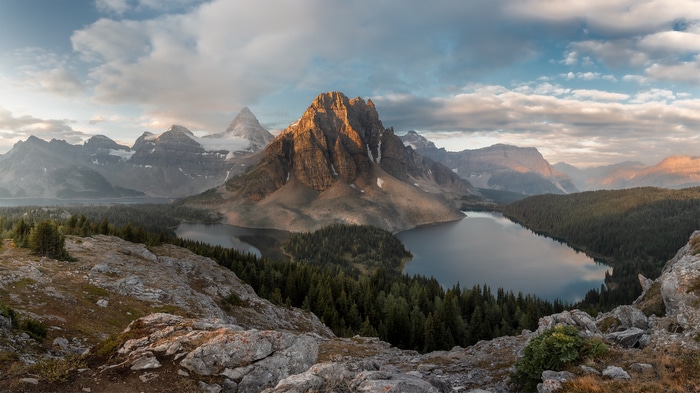 Mount Assiniboine Provincial Park landscape with lake and mountains