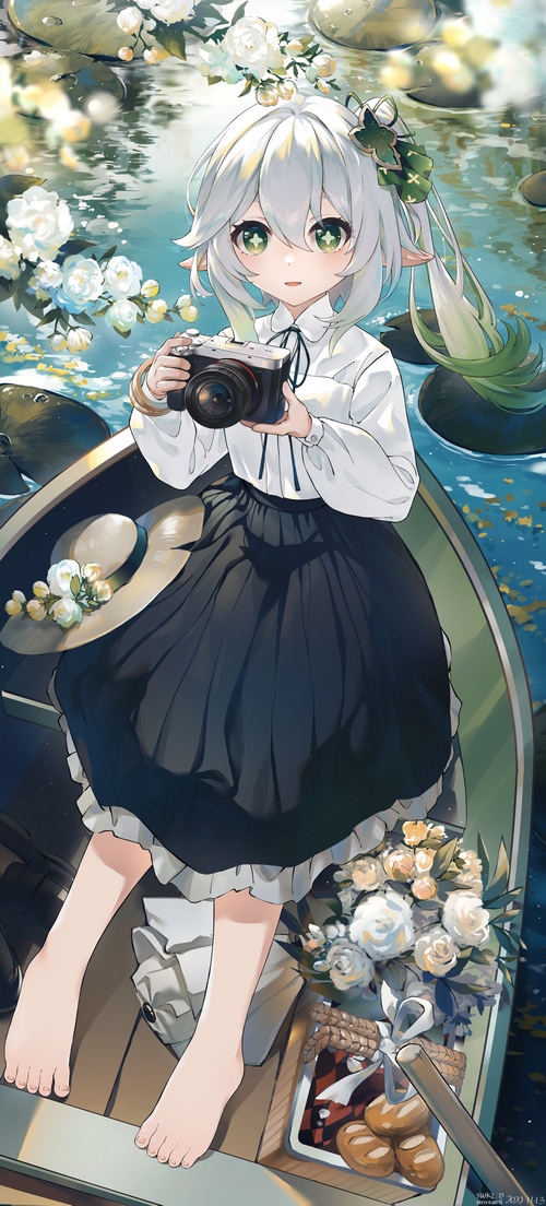 Nahida in a boat with flowers and bread