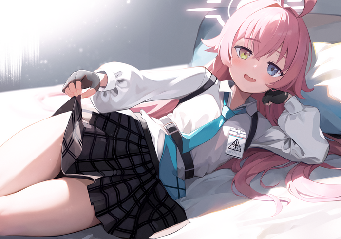 Blue Archive girl lifting her skirt on a bed