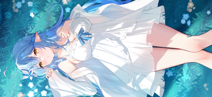 4K Yukihana Lamy with Blue Hair and Yellow Eyes