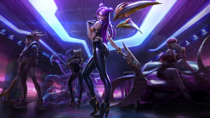 K/DA Kai'Sa and group in futuristic setting