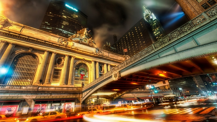 4K Long Exposure of Grand Central Station at Night