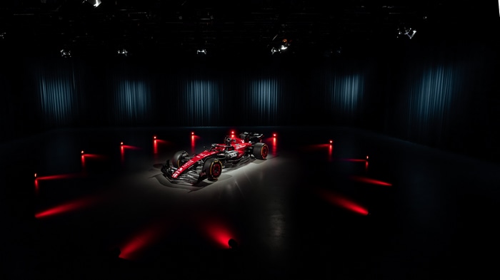 Alfa Romeo C43 Formula 1 car in studio