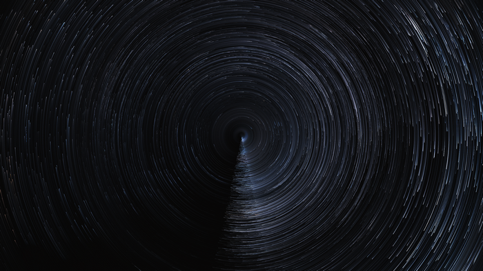 Star trails in a circular pattern