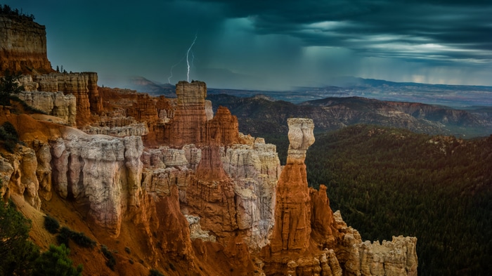 4K landscape of Bryce Canyon, Utah during a storm with lightning