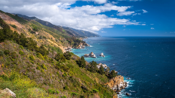 4K landscape of a rugged coastline with the ocean