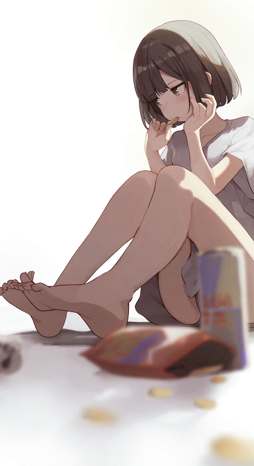 Anime girl eating chips with her feet visible