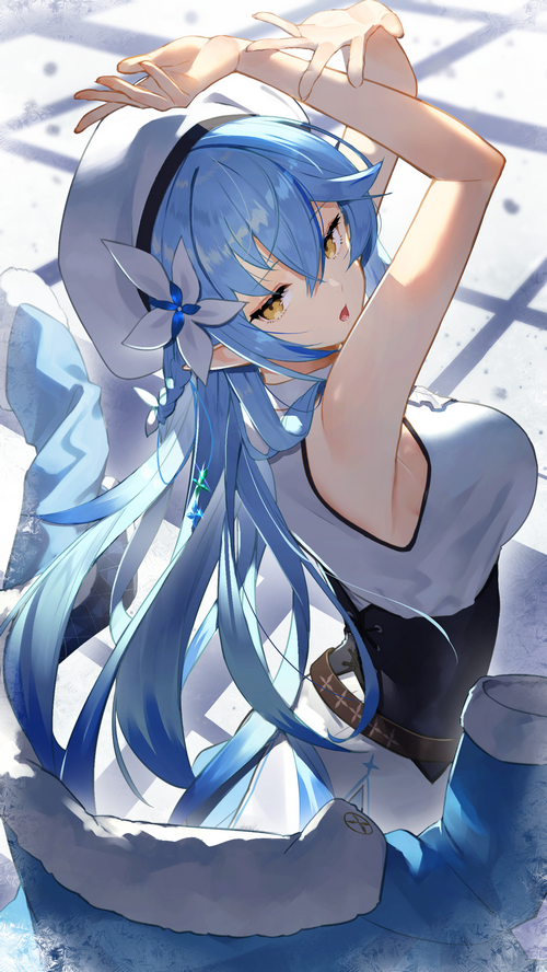 Yukihana Lamy with blue hair and yellow eyes