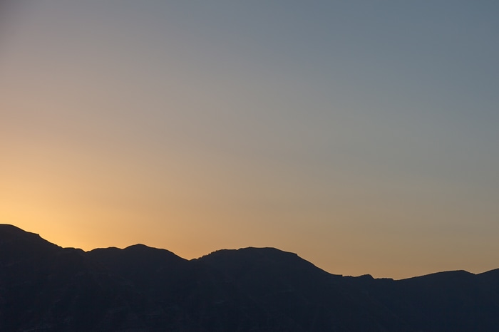 4K landscape of mountains at sunset