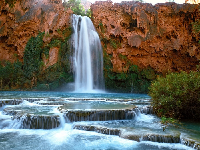 Havasu Falls waterfall in a rocky canyon