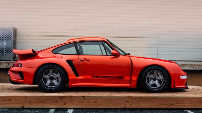 Orange Porsche 993 Restomod
