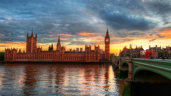 4K London Westminster Palace and Big Ben at Sunset