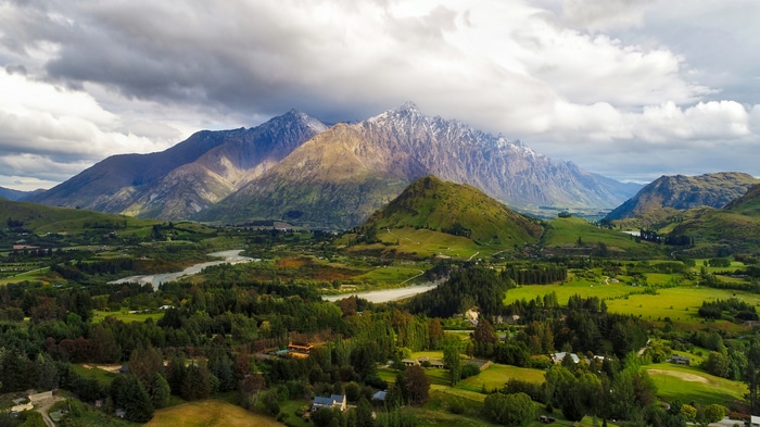 4K Landscape of Mountains and Trees in New Zealand