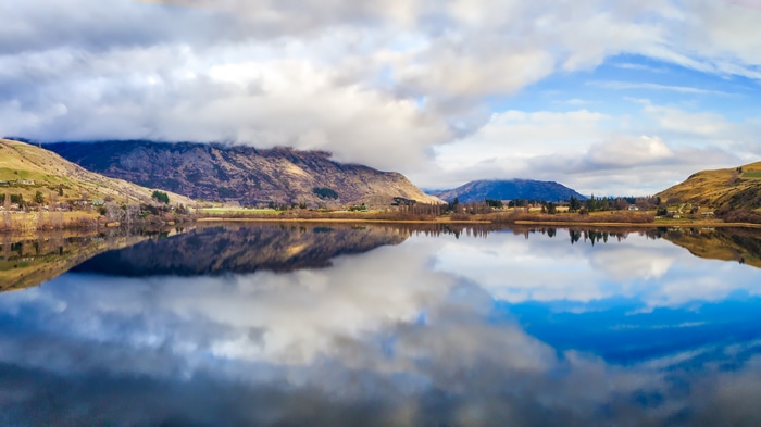 4K landscape of mountains and lake reflection in New Zealand