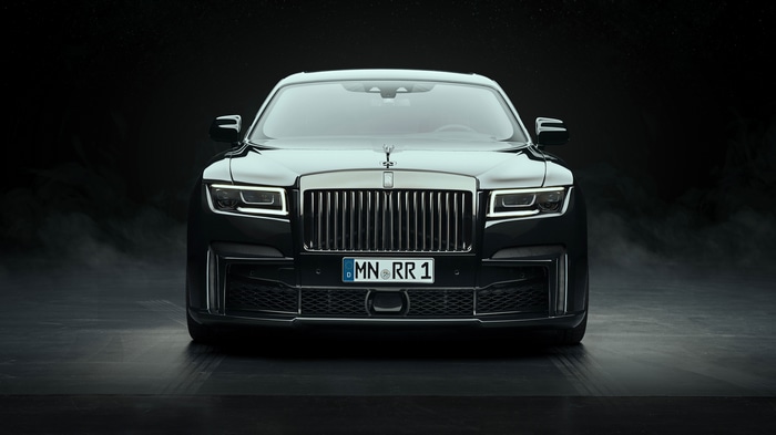 4K Rolls-Royce Ghost frontal view