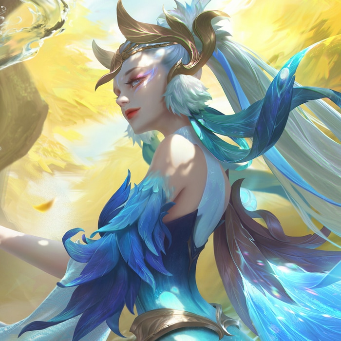 Fantasy girl Exia Xiaotong with blue feathers