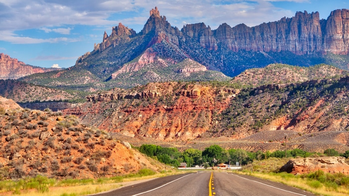 4K road through Zion National Park, Utah