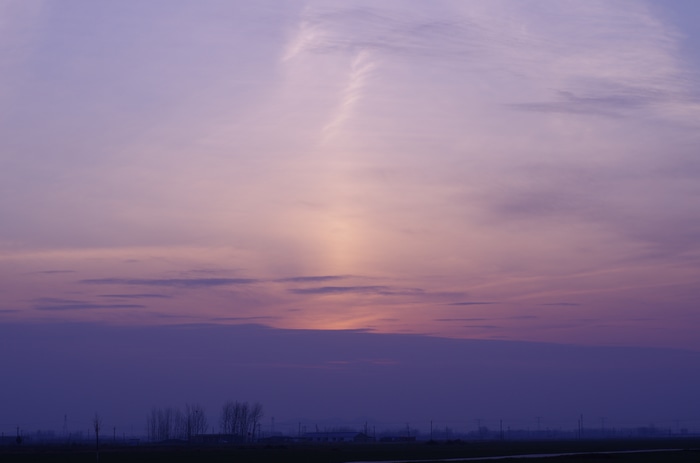 4K evening glow with clouds in the sky
