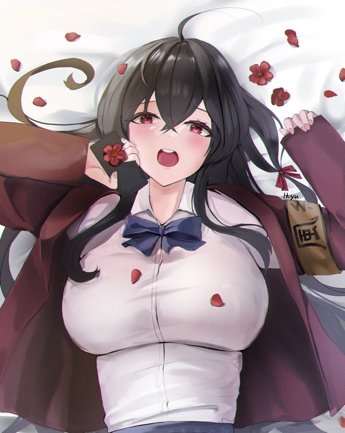 Azur Lane fan art of Taihou with petals