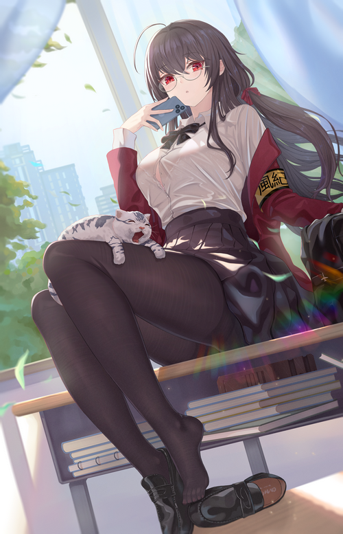 Azur Lane Taihou with cat and glasses