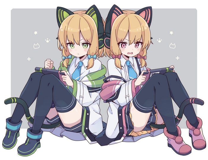 Saiba Midori and Saiba Momoi playing Nintendo Switch