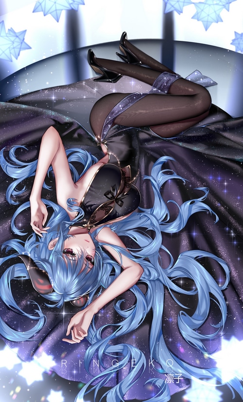 Ganyu from Genshin Impact in a black dress and heels